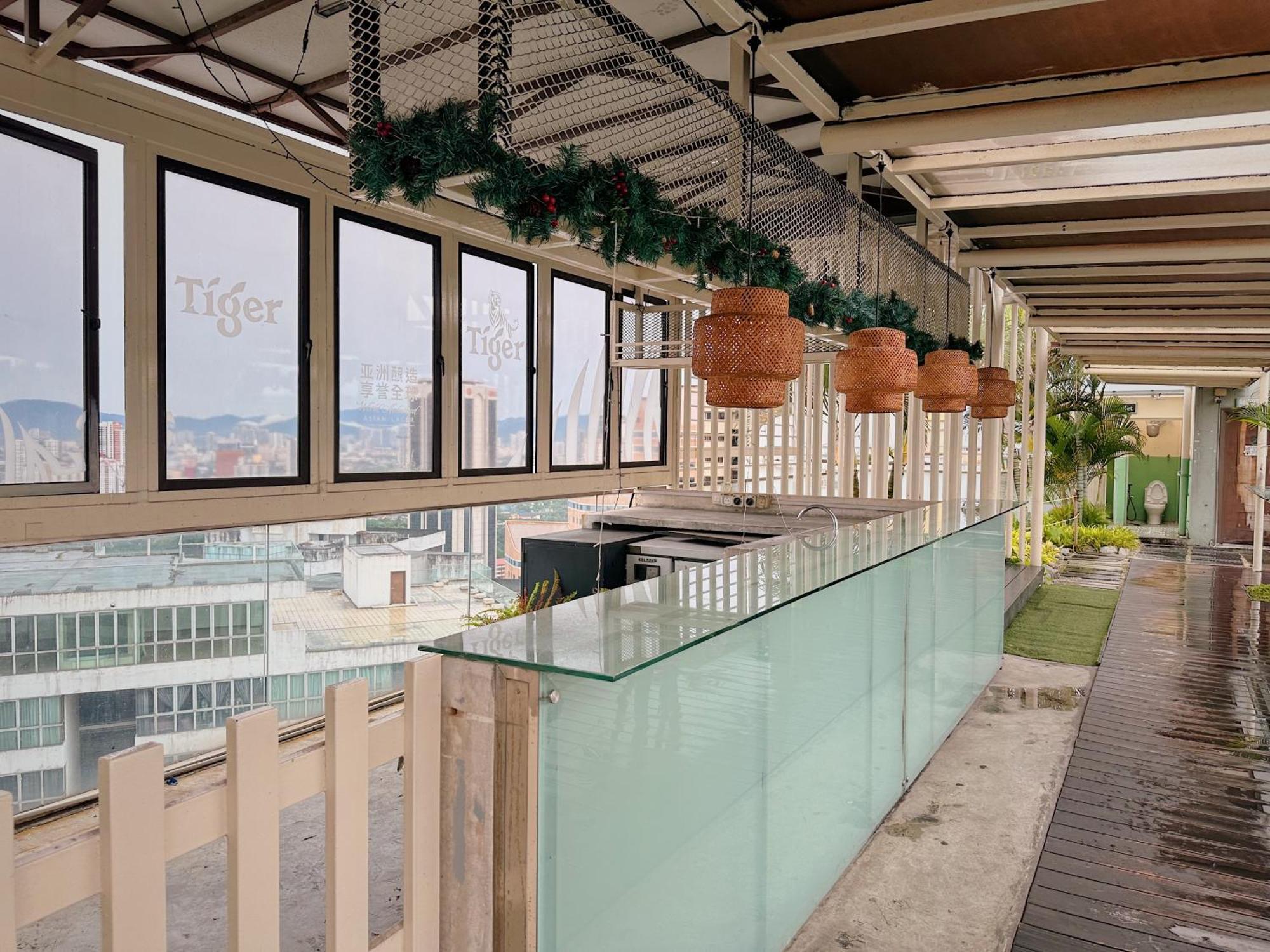 Modern Bauhaus Studio At Regalia Klcc Infinity Pool 吉隆坡 外观 照片